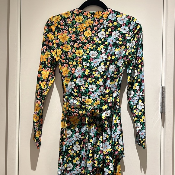 Maje New With Tags! Stunning floral handkerchief dress - Picture 4 of 6